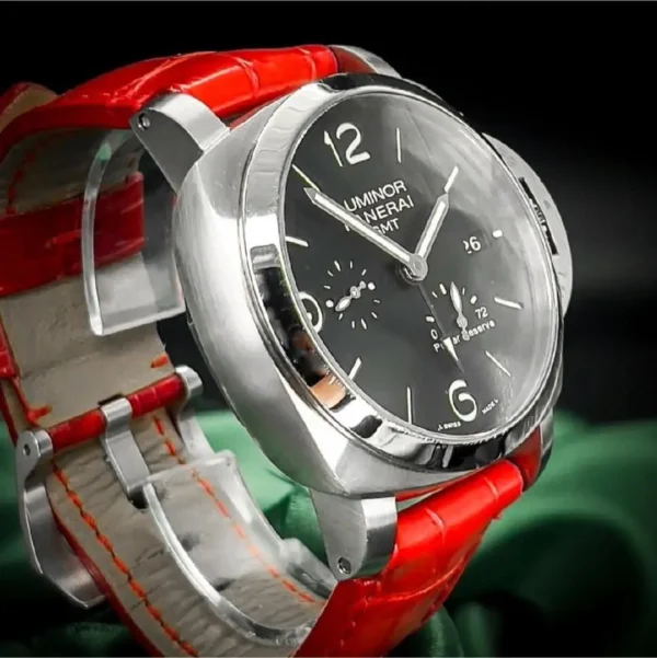 2015 Panerai Luminor GMT Pam00321 - Image 6