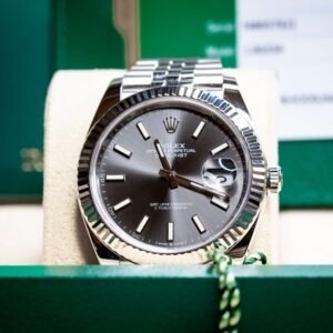 2020 Rolex DateJust 41 Slate Dial Fluted Bezel Jubilee 126334 – Full Set